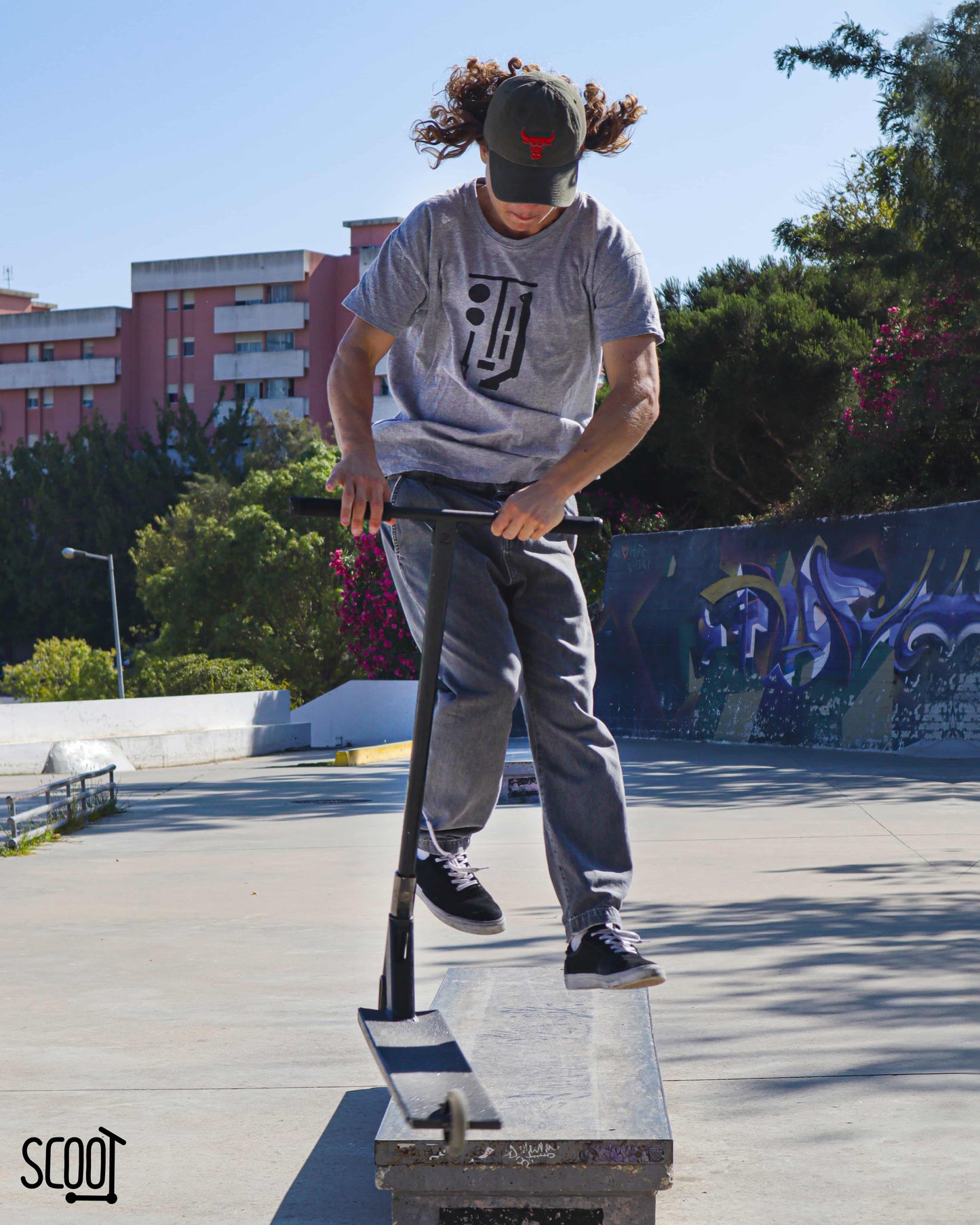 "Custom" T-Shirt - Grey